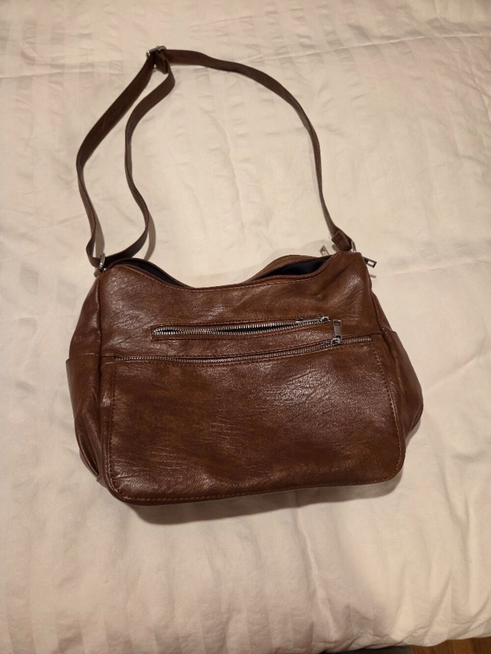 Brown shoulder/cross body multi pocket bag